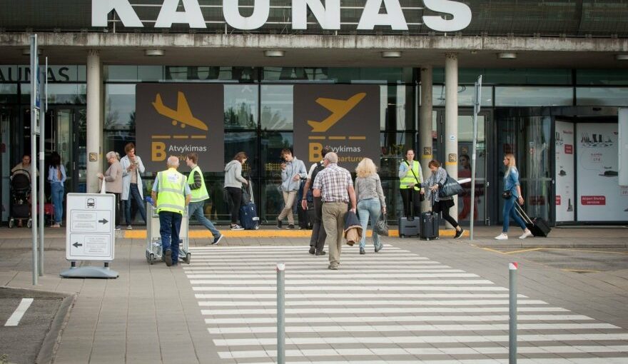 Аэропорт Каунас улучшает показатели — уже обслужен 1 млн пассажиров