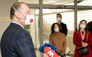 Карантин в Литве продлен ещё на 14 дней: ношение масок обязательно